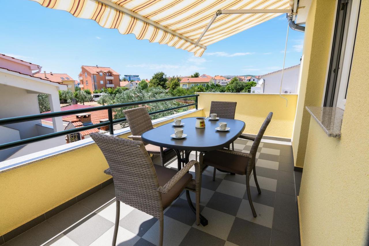 Apartments Blatancic Vodice Exterior foto